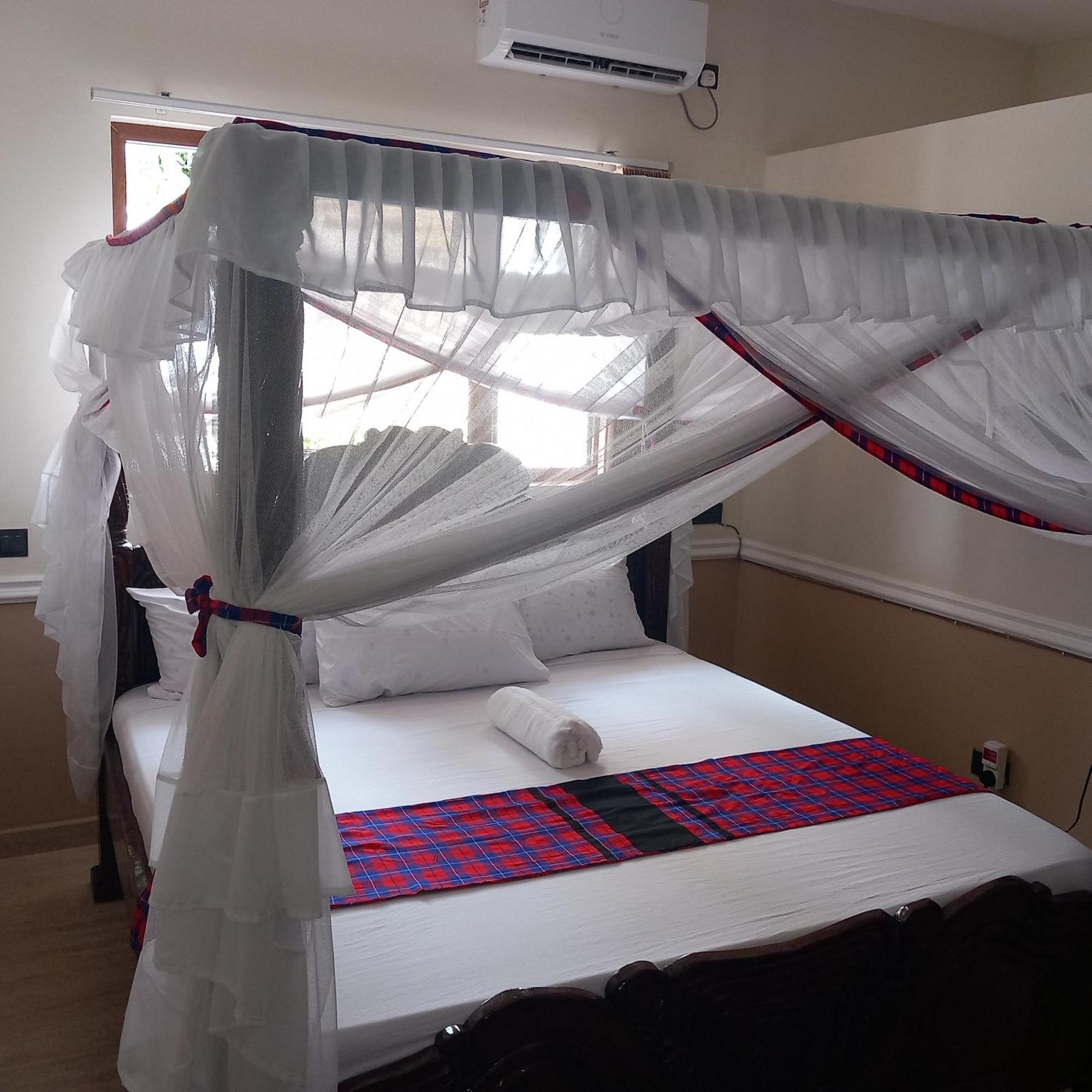 The Beach House By Maasai Hotel Mombassa Buitenkant foto